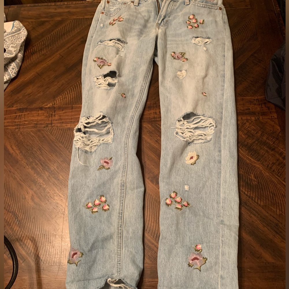 Lucky embroidered jeans